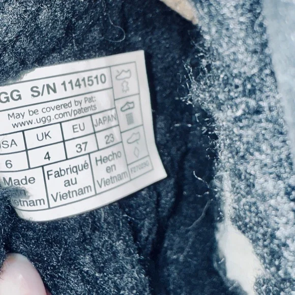 UGG WOMEN'S ULTRA MINI PLATFORM LEATHER SHEARLING LINED ANKLE BOOTS BLACK size 6 - Picture 13 of 14